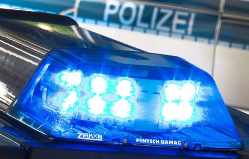 Das Polizeirevier Horb ermittelt gegen den unbekannten BMW-Fahrer wegen Nötigung und Verdacht der Amtsanmaßung. (Symbolfoto) Foto: Gentsch