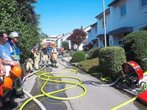 Schnell unter Kontrolle hat  die Feuerwehr einen Kellerbrand in Marbach.  Foto: Huber Foto: Schwarzwälder Bote