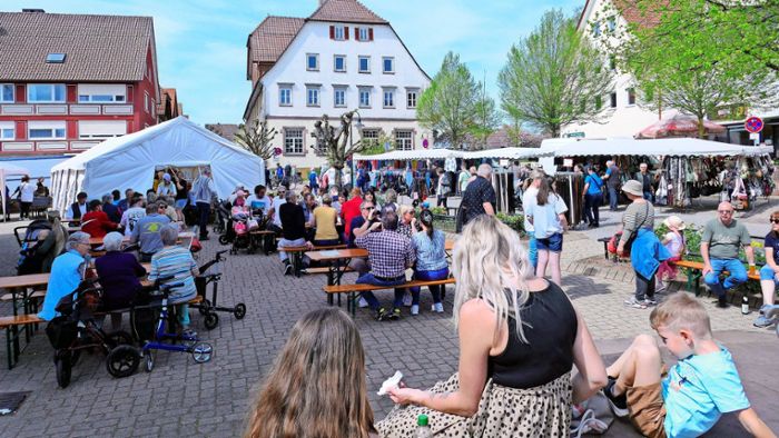 Bummel in Pfalzgrafenweiler: Frühlings- wird fast zum Sommerfest