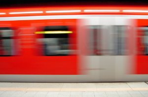In einer S-Bahn der Linie S2 kam es am Mittwoch zu einem sexuellen Übergriff (Symbolbild). Foto: Leserfotograf manibal