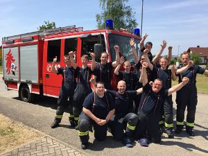 Die zwölf Villingendorfer Feuerwehrleute freuen sich über das bestandene Leistungsabzeichen in Silber. Foto: Feuerwehr Foto: Schwarzwälder-Bote