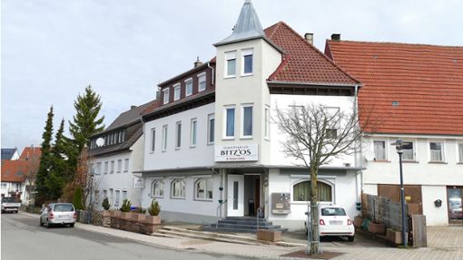 Im Zuge der Bitzer „Sanierung Ortsmitte III“ wurde auch das Gebäude „Kirchstraße 7“, das sich in Privatbesitz befindet, erfolgreich modernisiert. Foto: Ulrike Zimmermann