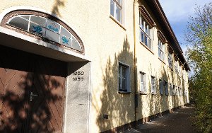Die ehemalige Grundschule in Talheim ist seit einigen Monaten Asylunterkunft.  Archiv-Foto: Hopp Foto: Schwarzwälder-Bote