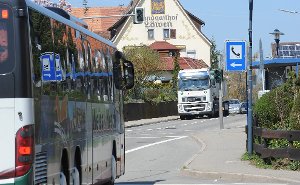 Die Ortsdurchfahrt in Bildechingen soll saniert werden. Doch die Ankündigung der Vollsperrung sorgte für Unruhe.  Foto: Hopp