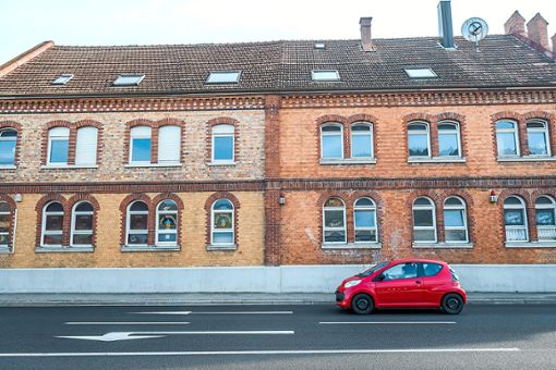 Untypisch für Nagold, und gerade deswegen prägend: die Fassade des abzureißenden Gebäudes Alte Seifenfabrik in der Calwer Straße. Foto: Fritsch