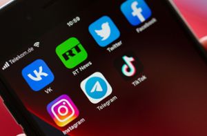 Facebook und Instagram sind in Russland als Tochterfirmen von Meta gerichtlich verboten worden. Die Plattformen sind allerdings schon seit mehr als einer Woche kaum noch erreichbar. Foto: dpa/Fernando Gutierrez-Juarez