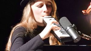 Liedermacherin präsentiert ihr Debüt-Album