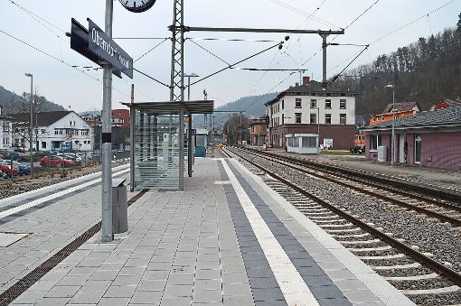 Richtung Süden sind die Zug-Verbindungen von Oberndorf bescheiden. Foto: Cools