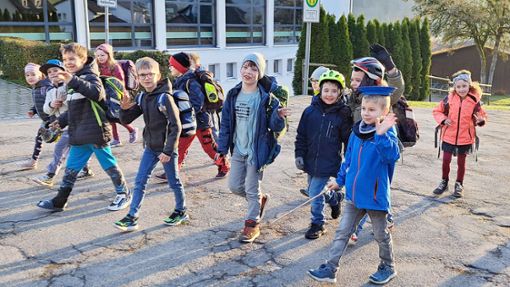Viele Kinder laufen in Epfendorf selbst zur Schule Foto: Botzenhart