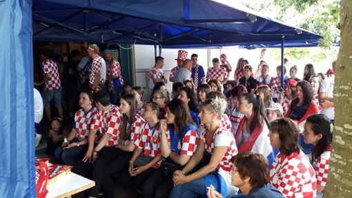 Lange Zeit durften sich die kroatischen Fans Hoffnung machen. Foto: Campos