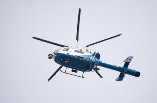 Auch mit Hubschraubern suchte die Polizei nach der Vermissten. (Symbolbild) Foto: dpa