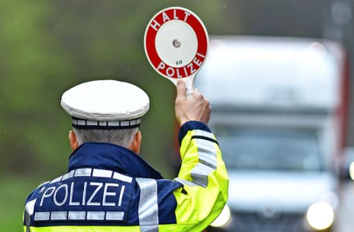 Fast 100 Polizeibeamte haben sich in der vergangenen Woche im Bereich des Polizeipräsidiums Offenburg  beim „Blitzermarathon“ beteiligt. Foto: Uwe Anspach/dpa/Uwe Anspach