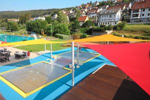 Das neue Kinderbecken wird am 21. Juli eingeweiht.   Foto: Heinze Foto: Schwarzwälder Bote
