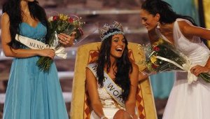 Kaiane Aldorino ist Miss World