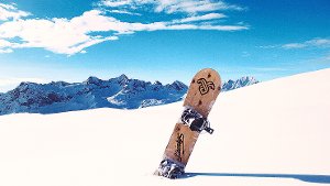 Snowboard vereint Design und Natur