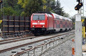 Der Ausbau soll die Fahrzeit zwischen Stuttgart und Zürich von aktuell drei Stunden für Reisende verkürzen. (Symbolfoto) Foto: dpa