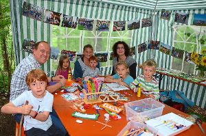 Während des Röserhüttenfestes wurden die Kinder von Sandra und Sven Eichfuß bestens betreut.  Foto: Bausch Foto: Schwarzwälder-Bote