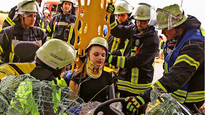 Übung der Feuerwehren Kippenheim und Mahlberg  sorgt für Aufsehen