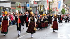Blasmusik und Trachtenumzug: Schinkenfest lockt Besucher aus nah und fern nach Triberg